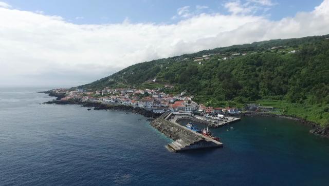 Governo dos Açores cancela visita a São Jorge devido ao mau tempo na ilha 