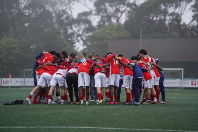 Juniores do Santa Clara perdem na estreia