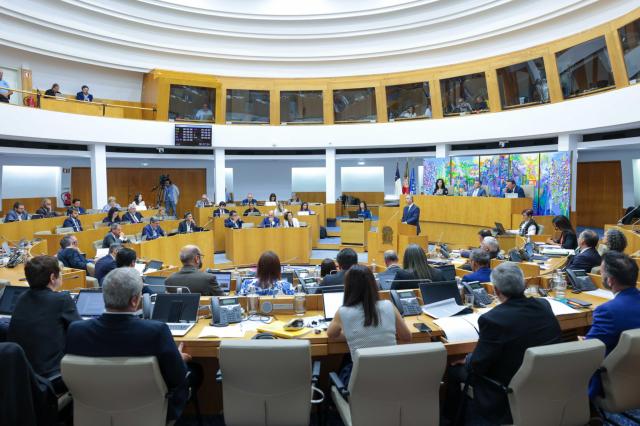 Parlamento dos Açores inicia discussão do Plano e Orçamento para 2026