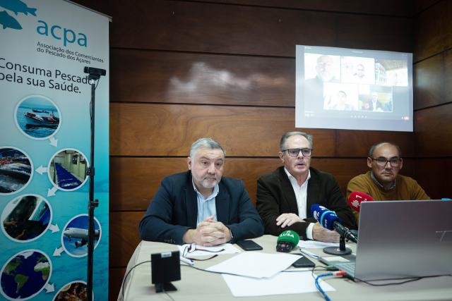 Ameaça de greve no setor das pescas dos Açores face ao aumento das taxas