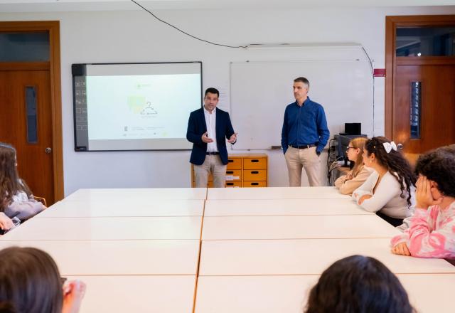 Secretaria Regional do Ambiente dinamiza oficinas criativas de moda sustentável 