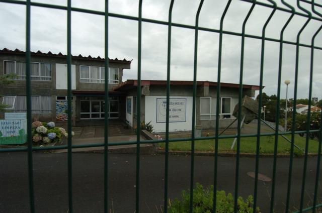 Empresa suspende transporte escolar na Lagoa por incumprimento do Governo dos Açores