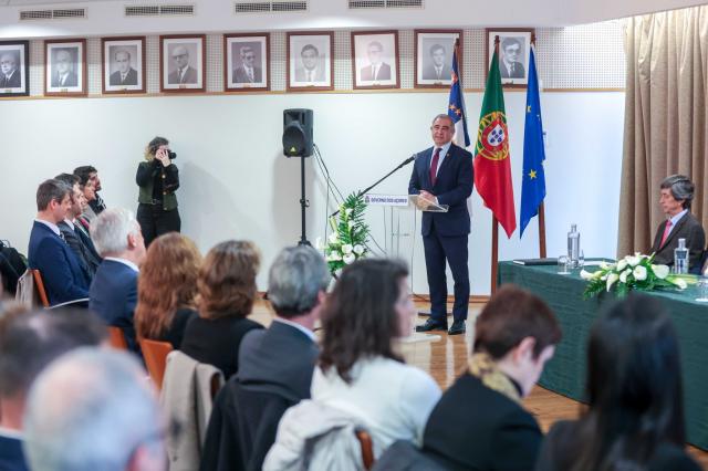 Grupo de trabalho vai acompanhar ampliação do aeroporto do Pico