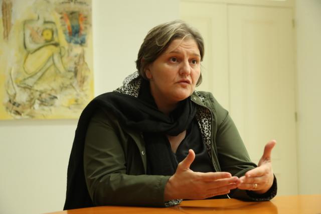 Colóquio e visita dançada encerram mostra de Lourdes Castro