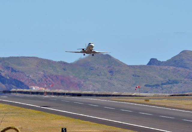 Programa Estudante Insular reabre e garante mobilidade aos estudantes da Madeira