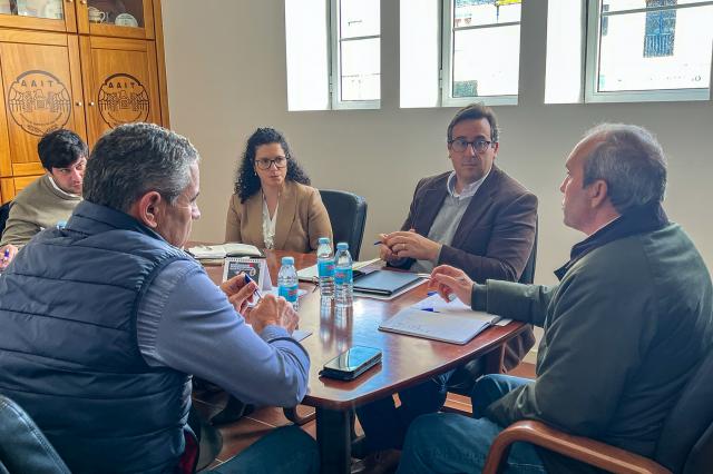 PS/Açores defende "frente unida" para proteção da agricultura açoriana