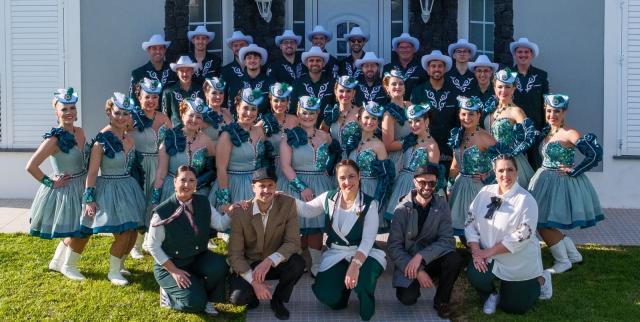 Elas também ‘puxam’ os bailinhos da ilha Terceira