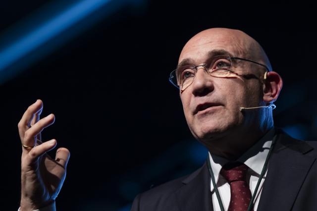 Passos Coelho recandidata-se “quando quiser” e defende acordo com Chega e IL