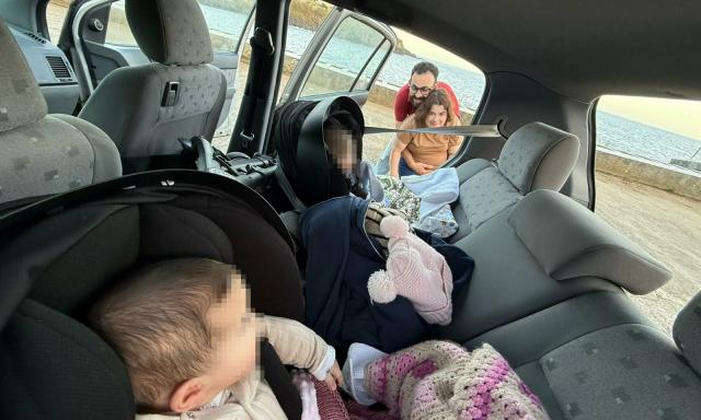 Mãe com mobilidade reduzida pede ajuda para adquirir carrinha adaptada