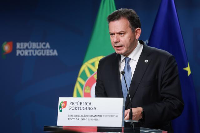 Montenegro diz ter garantia de Bruxelas de que Portugal não vai perder dinheiro do PRR