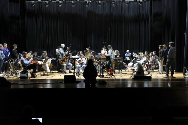 Fazer música como quem conta uma história