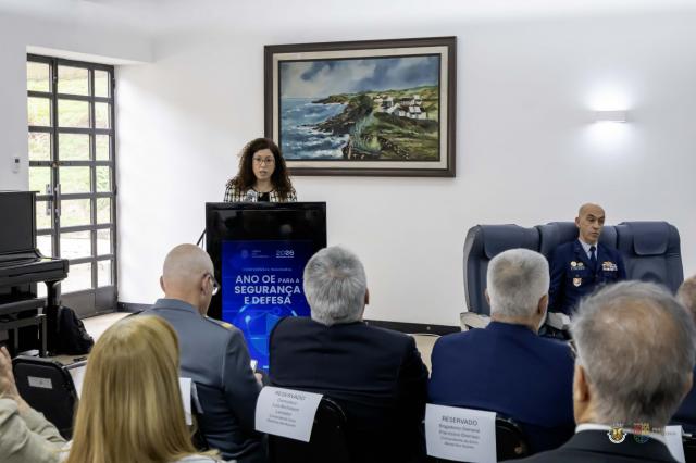 Autarca da Praia da Vitória defende Lajes como “nó logístico” entre EUA e Europa