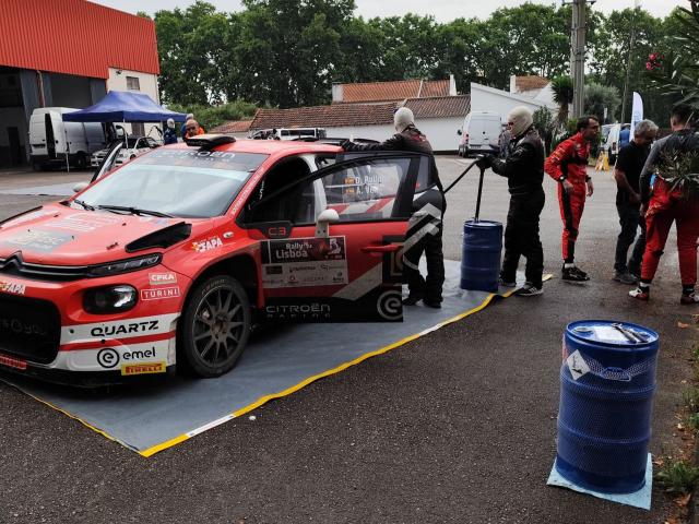 Empresa tem projeto para produzir biocombustível a partir da alga invasora