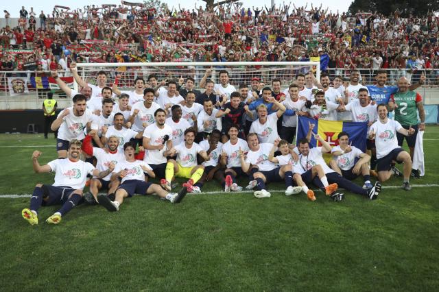 'Histórico' Marítimo regressa à elite do futebol nacional três anos depois