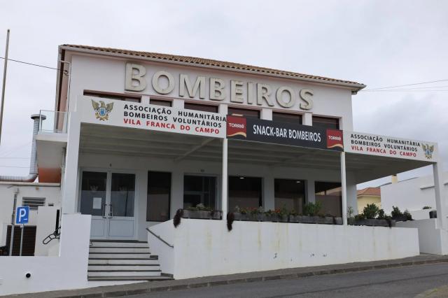 Bombeiros de Vila Franca pedem celeridade no estudo prévio do novo quartel