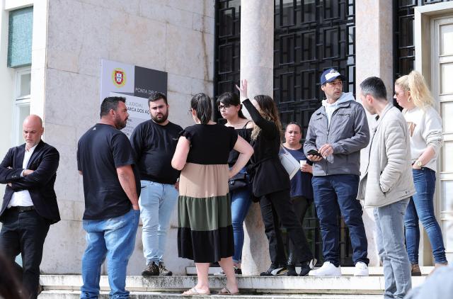 Pais de vítimas desiludidos com sentença