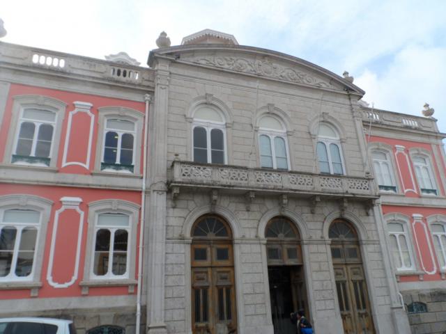 PS e Bloco denunciam razia nos apoios à cultura nos Açores