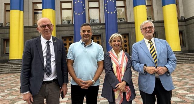 Eurodeputado do PS em Kiev para reforçar apoio europeu à Ucrânia