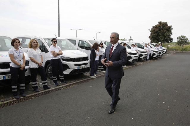 USI de São Miguel recebe 20  viaturas elétricas para cuidados ao domicílio 