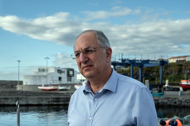 Comissário das Pescas "impressionado" com investimentos nos Açores