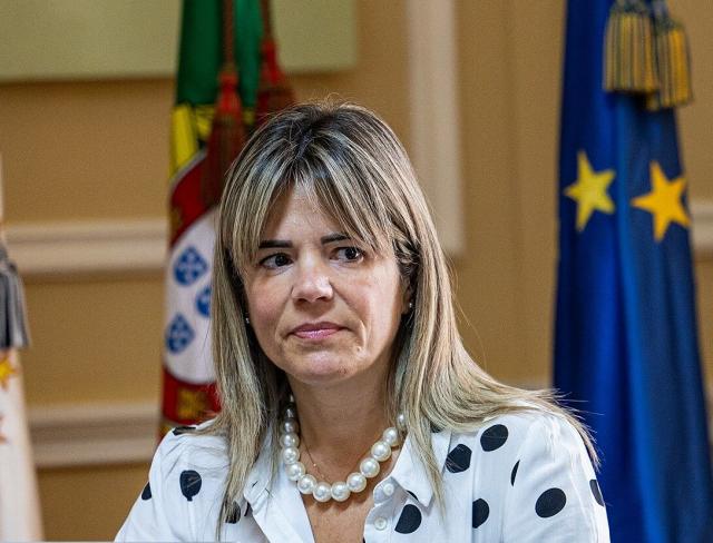 PS/Açores questiona executivo sobre serviço prestado pelos bombeiros em quatro aeroportos