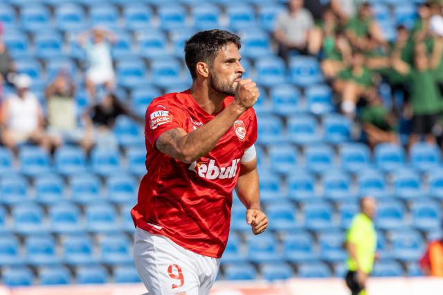 I Liga: Gonçalo Paciência volta a marcar e Santa Clara vence Famalicão