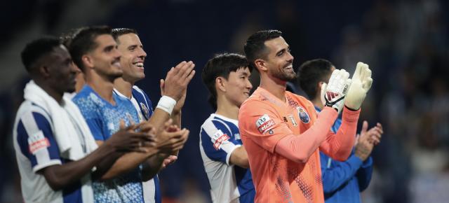 Camisolas do FC Porto vão a leilão para apoiar vítimas de sismo na Colômbia