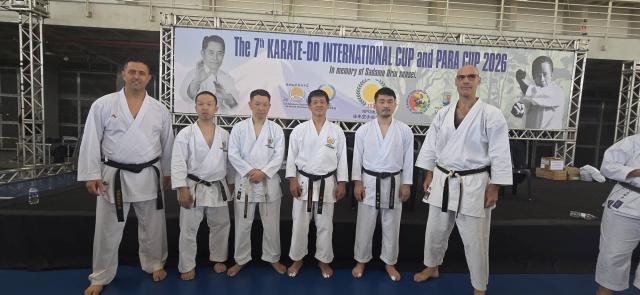  Emanuel Oliveira alcança 4.º Dan JKS em Estágio no Brasil