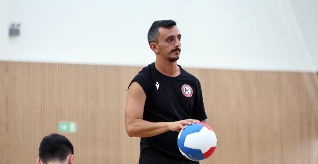 Clube K aponta à manutenção, numa Liga “cada vez mais competitiva”