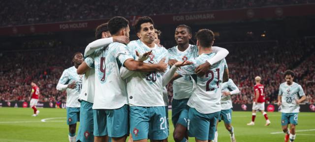Portugal reage ao 'terramoto' Ronaldo com triunfo e exibição de 'gala'