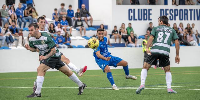 Lideranças repartidas nos grupos da Taça de Honra