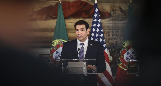 Chefe da diplomacia dos EUA classifica Amnistia Internacional como "uma fraude" 