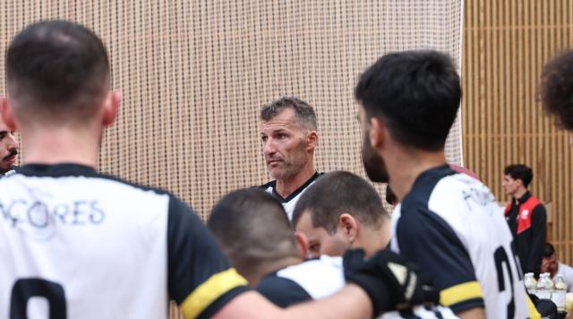 Carlos Guimarães aponta à subida de divisão