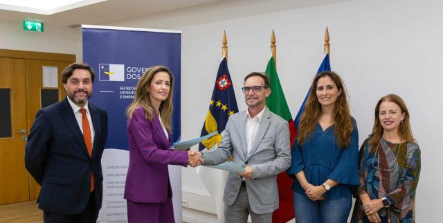 Governo dos Açores apoia construção de 41 habitações em Rabo de Peixe com 1,9 ME