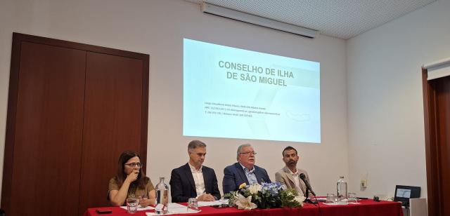 Conselho de Ilha de São Miguel dá parecer desfavorável condicionado ao Plano de 2027