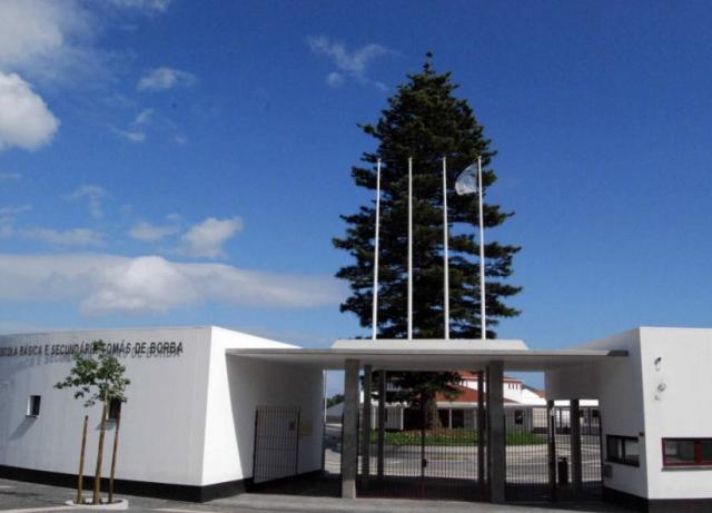 EBS Tomás de Borba entre as 60 melhores do país nos exames do secundário em 2025