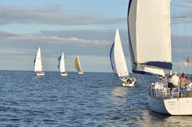 Regata Açoriano Oriental rumo a Santa Maria