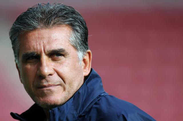 Queiroz lidera a seleção mais 'velha', Bento confia nos 'trintões'