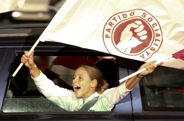 PS pode fazer maioria absoluta com CDS ou PSD