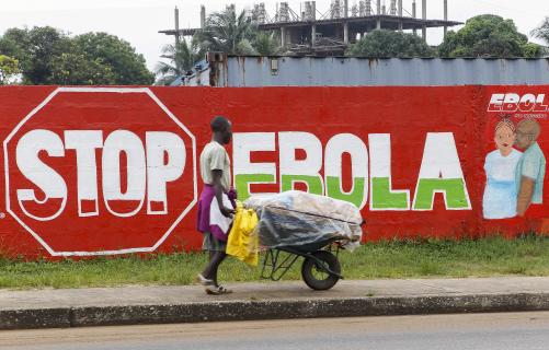 Ébola: RDCongo eleva para 321 o número de mortos e 1.203 os casos confirmados