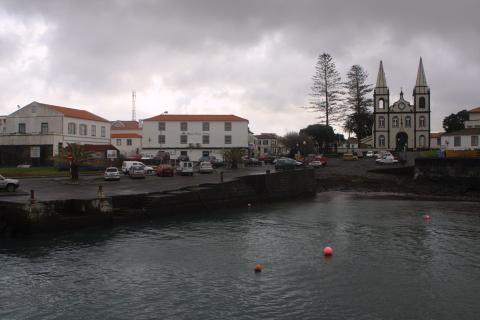 Madalena e São Roque do Pico encerram vias devido ao mau tempo