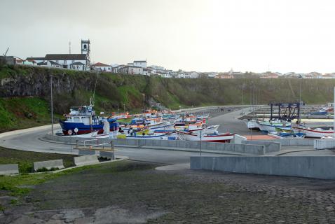 Fechados seis portos na ilha de São Miguel