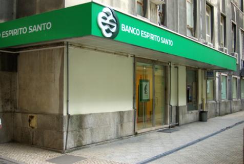 Ex-diretora financeira nega ter acompanhado sociedade usada para delapidar banco