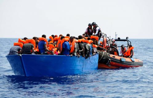 157 pessoas socorridas em tentativas de travessia de França para Inglaterra