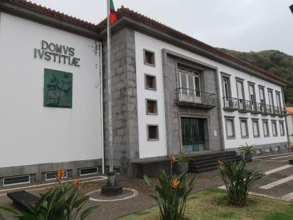 Homem em prisão preventiva por violar medida de coação 