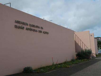 Parlamento dos Açores aprova votos de congratulação pela Venezuela e de protesto pelo Irão