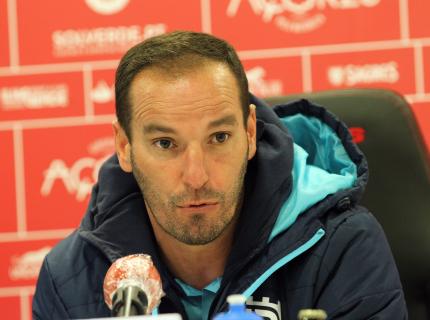 I Liga: Petit garante Santa Clara pronto para dar “resposta” frente ao Vitória de Guimarães