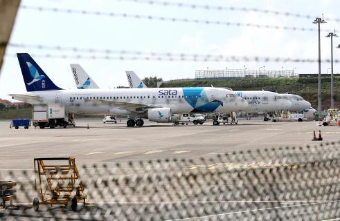 Setor da aviação acorda serviços mínimos com sindicatos
