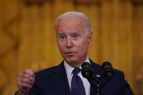 Biden pede aos americanos otimismo em “tempos escuros”