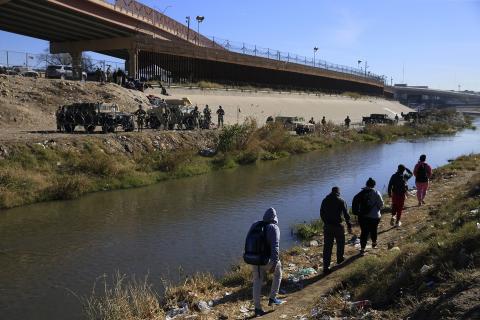 Grupo de direitos dos imigrantes insta a retirar grávidas de detenção nos EUA